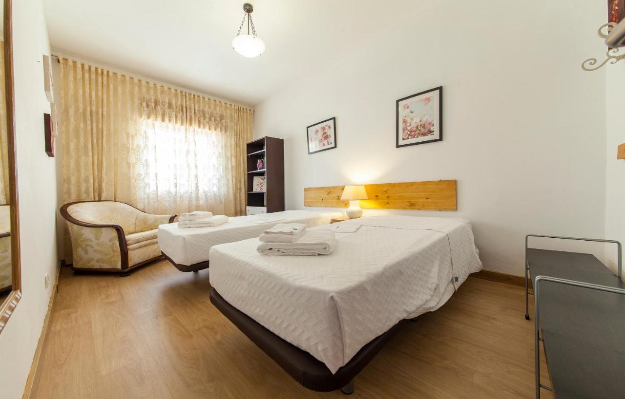 O - Sao Goncalo Central Guesthouse Lagos Oda fotoğraf